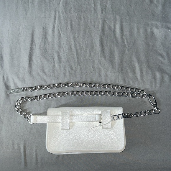 DKNY White Vegan Leather Belt Bag with Chain Strap - Picture 4 of 7